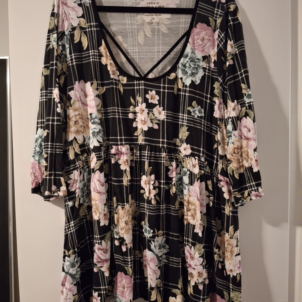 Torrid Multicolor Floral Plaid Blouse
